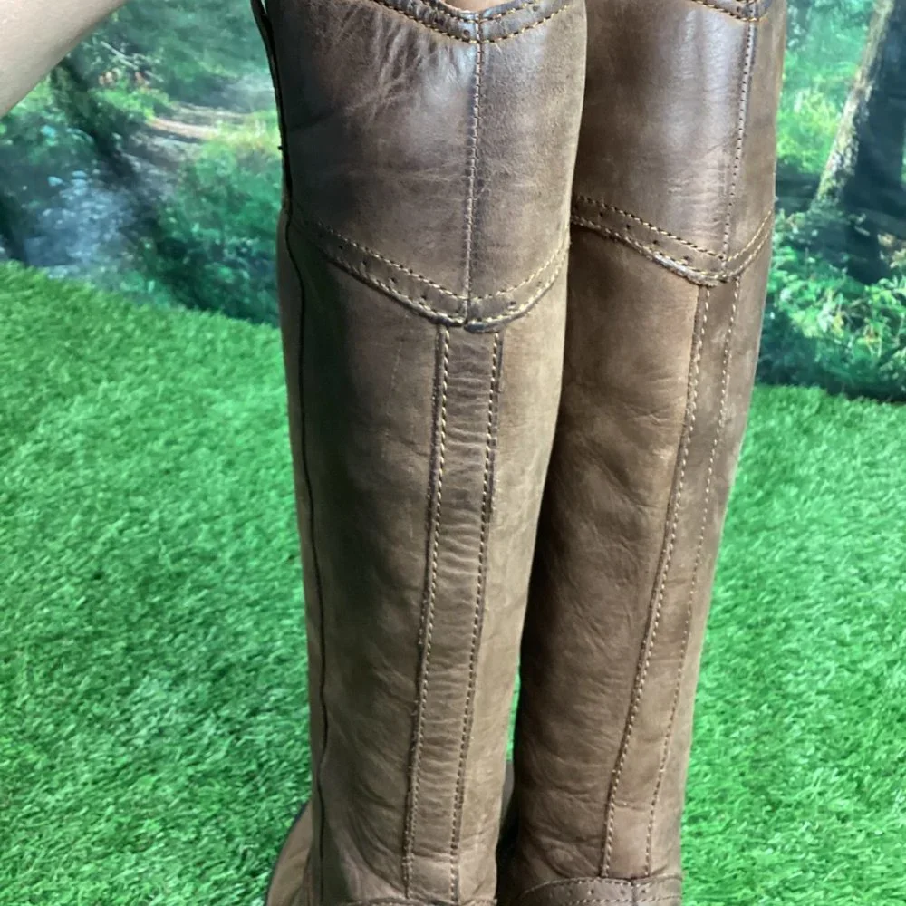 Born Brown Leather Tall Riding Boots Zip Up 6